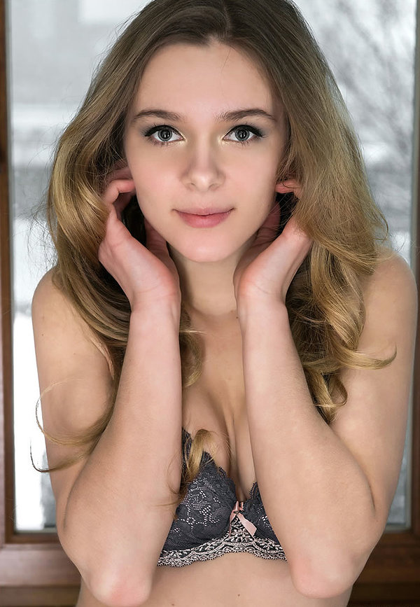 Фаина, 25 лет, 9 размер груди